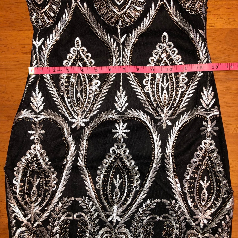 Sexy Black Bodycon Dress - Picture 5 of 8